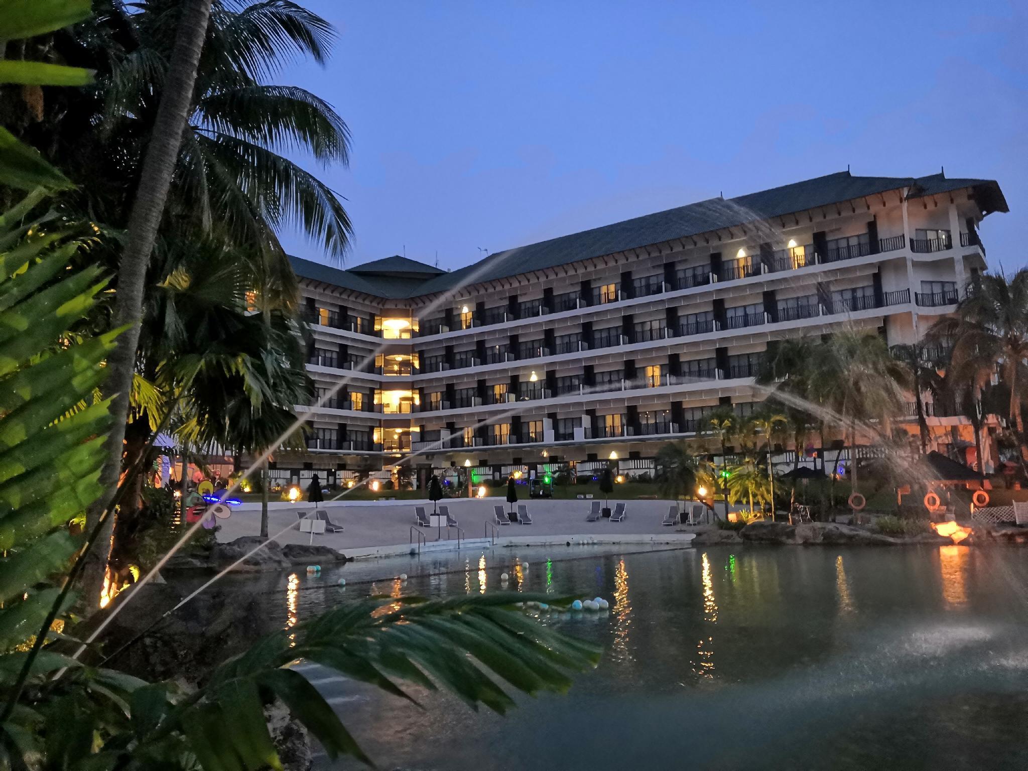 Mines Beach Resort Hotel 세리 켐방안 외부 사진